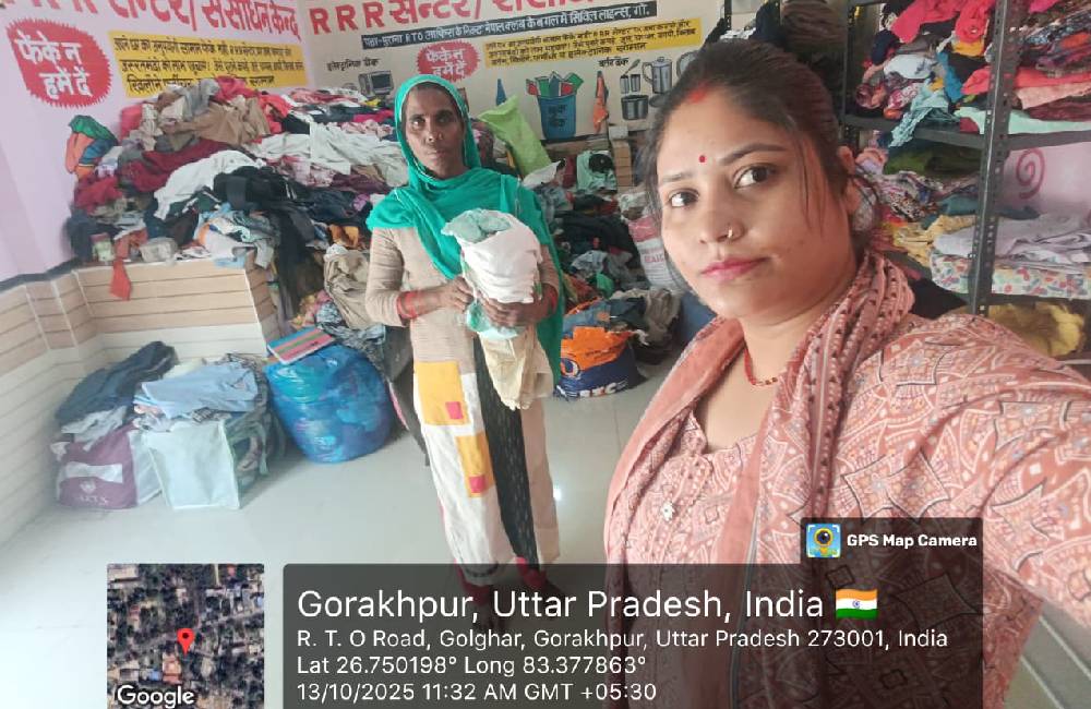 Humanity Service in Gorakhpur | Nayi Disha Seva Trust – Clothes & Book Donation Drive