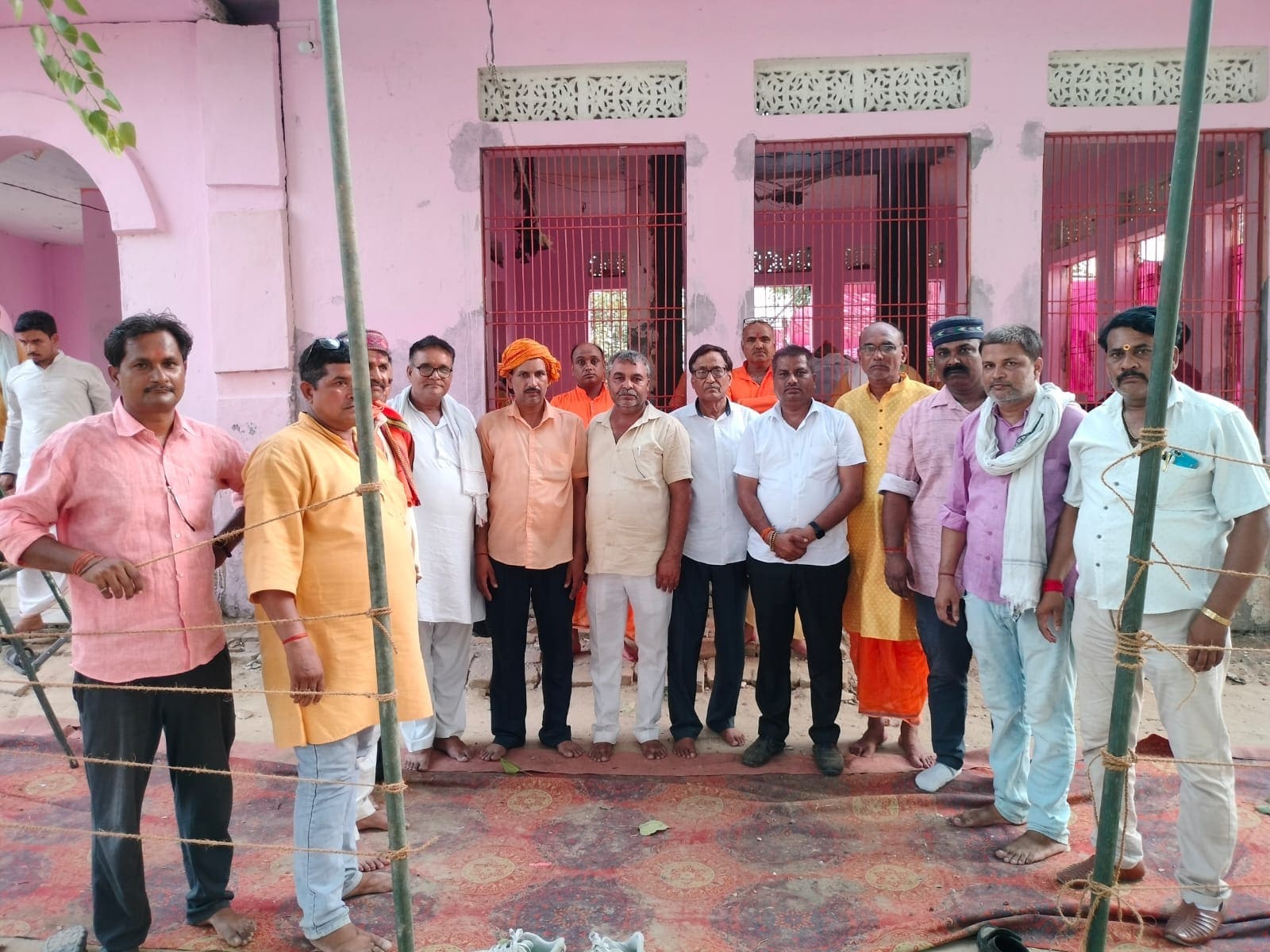 Nayi disha Seva trust gorakhpur